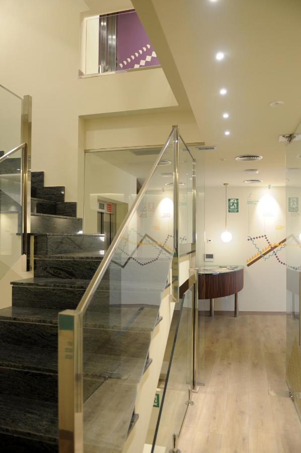 Apartamentos Turisticos Guiana Ponferrada Extérieur photo