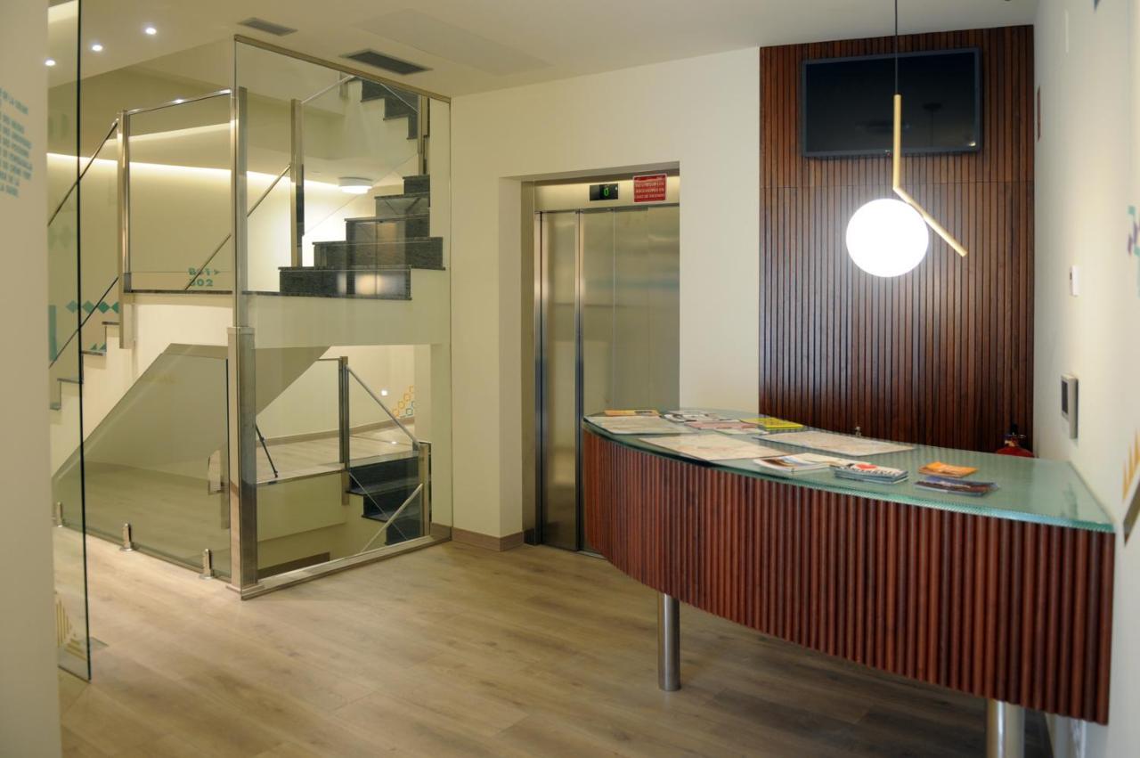 Apartamentos Turisticos Guiana Ponferrada Extérieur photo